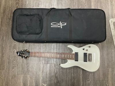 Schecter Guitar Research Diamond Series Omen - 8