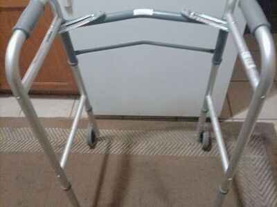 Medical folding walker Nice
