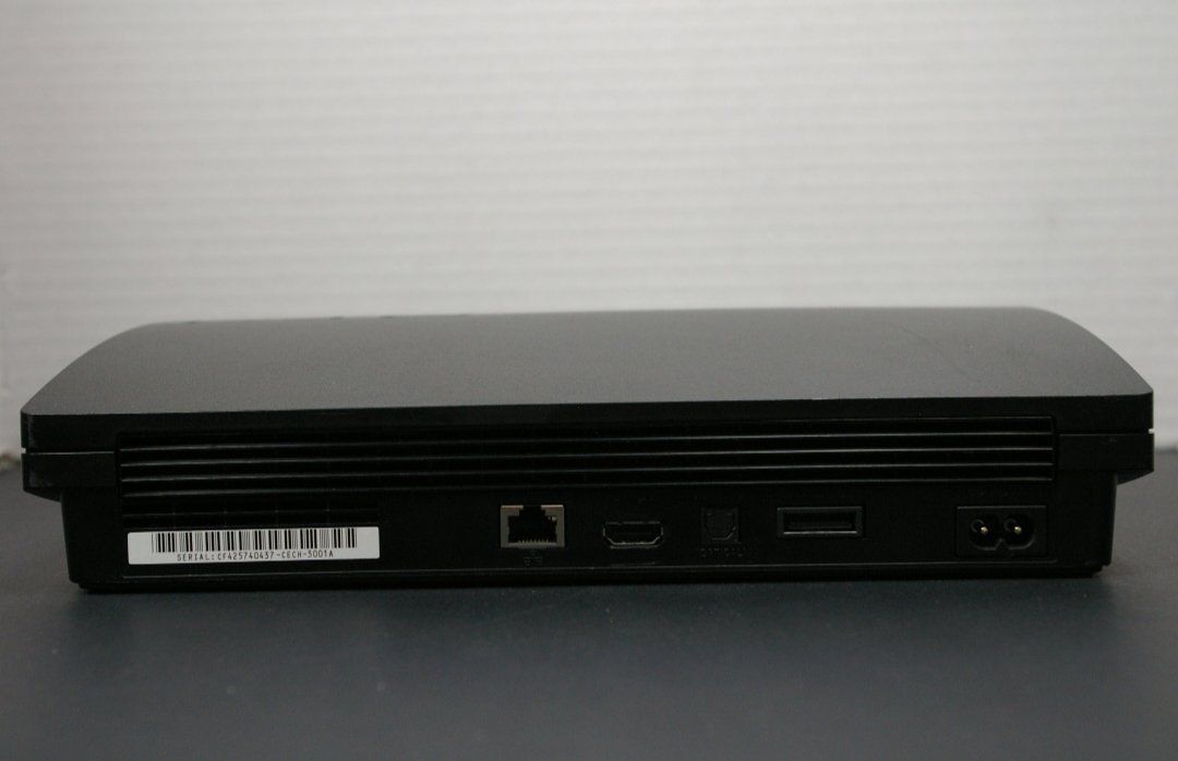 Main image 3