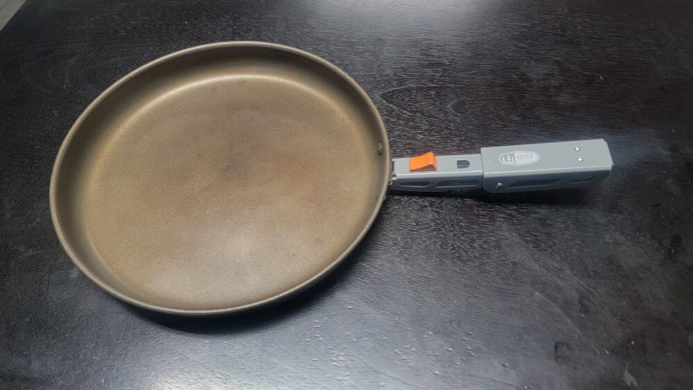 GSI Pinnacle ceramic fry pan