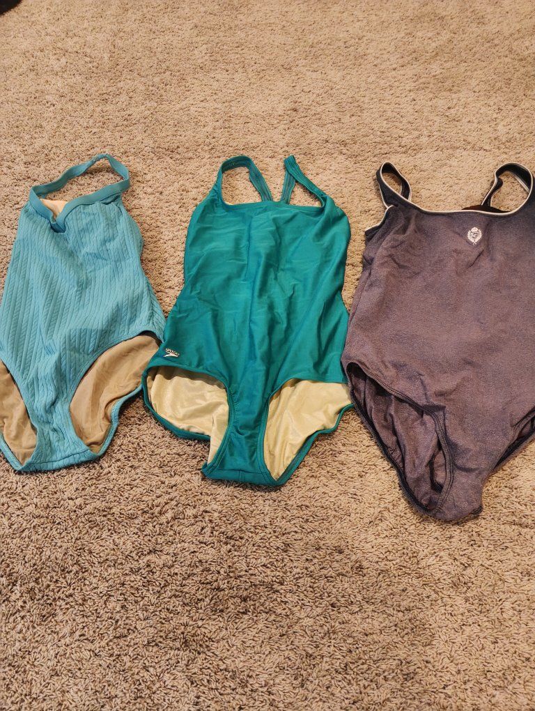 Womens XL swimsuits