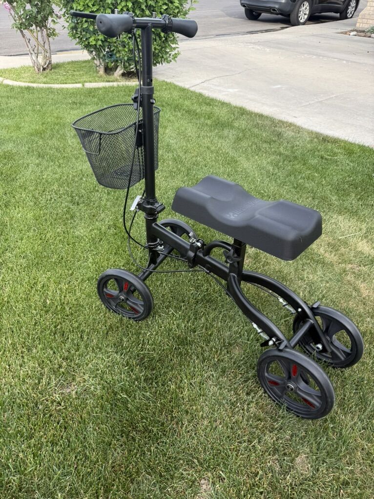 Elenker Port Knee Walker W/basket