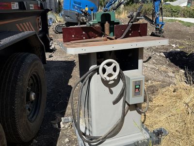 Heavy-Duty Industrial Wood Shaper with Allen-Bradley Switch & Shop Fox Mobile Base