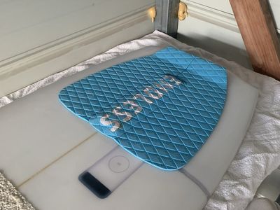 Wake surf boards