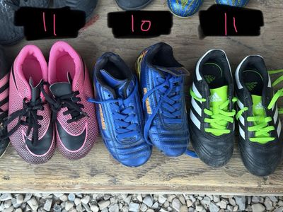 Used Kids' Soccer Cleats - Various Brands (Nike, Adidas, Lotto) & Sizes (1Y, 13.5, 3, 4.5, 1, 10, 11)