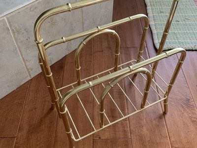 Magazine rack (Vintage)