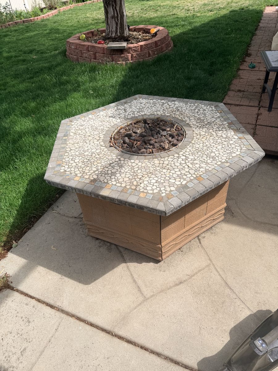 Fire pit table