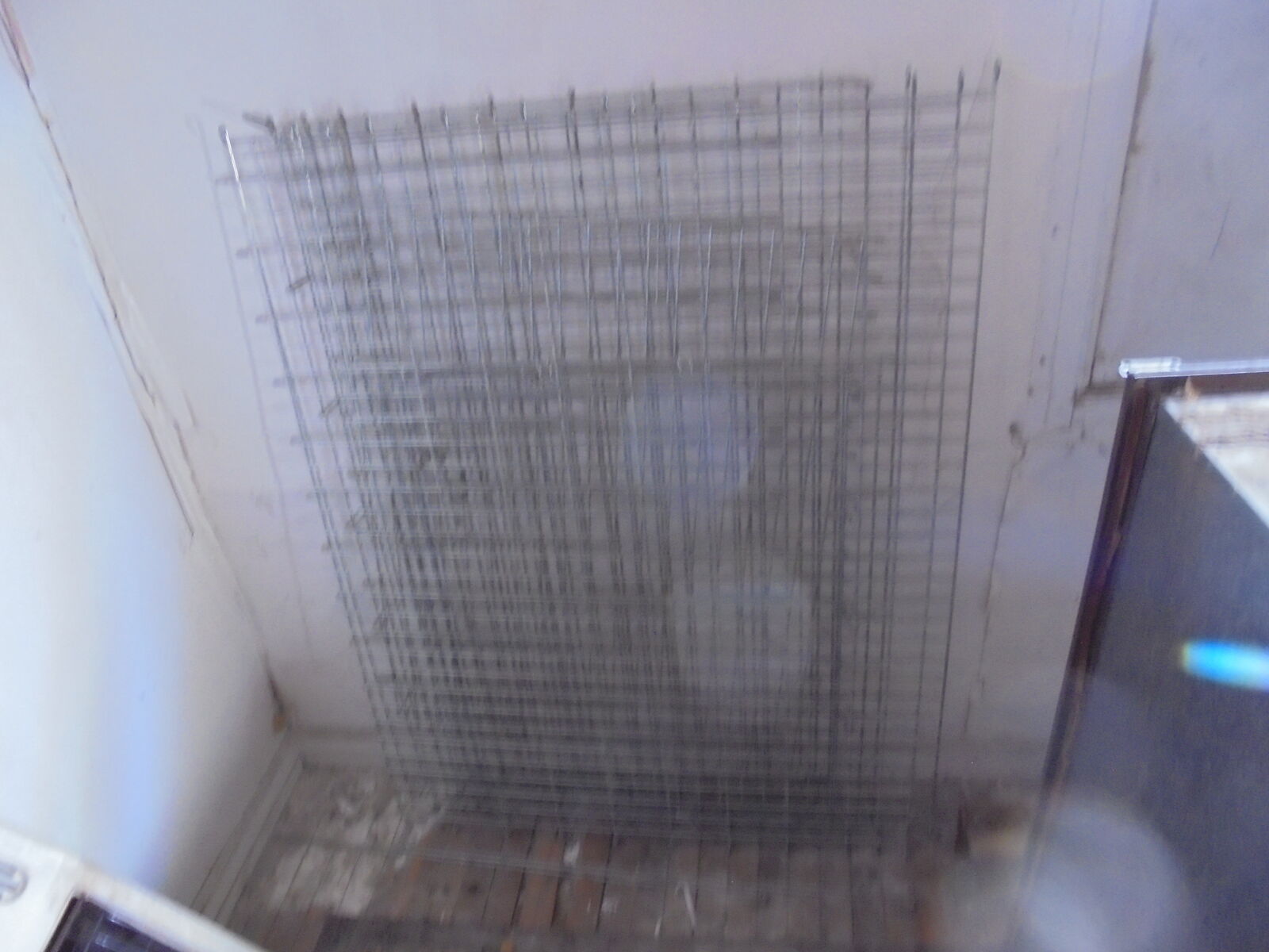 Large Dog/Pet/Chicken/Rabbit, etc. Wire  Cage/Kennel/Containment