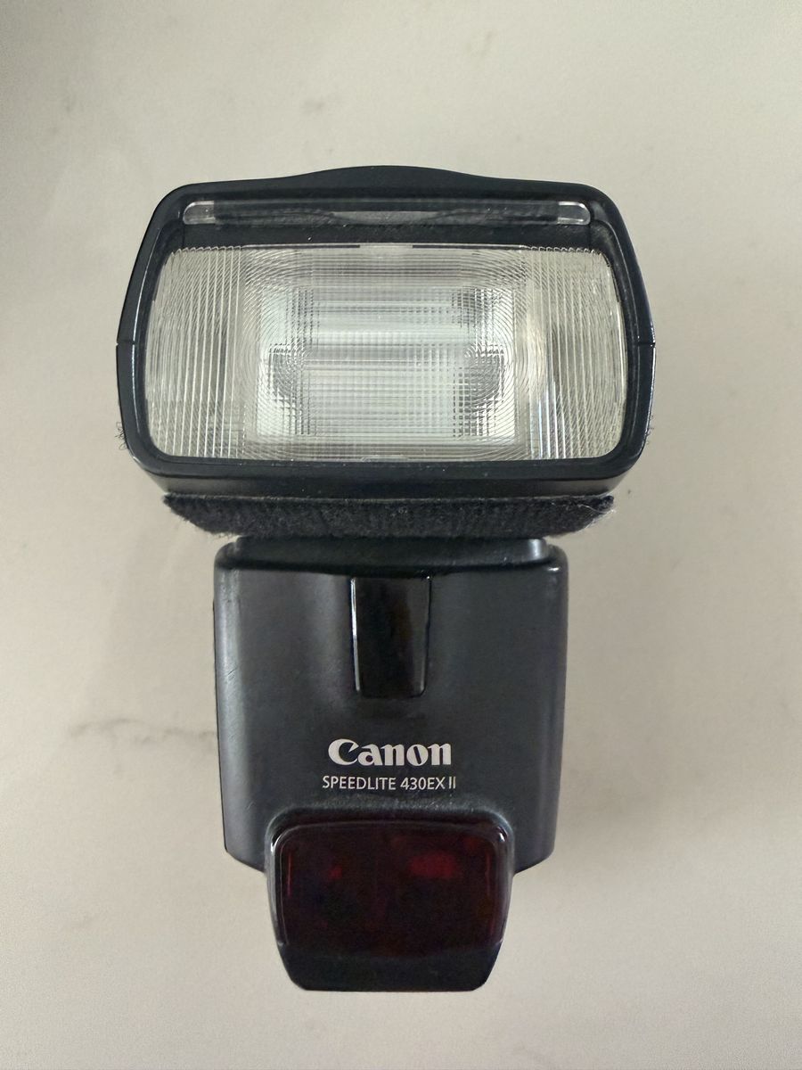 Canon speedlite430 EX II
