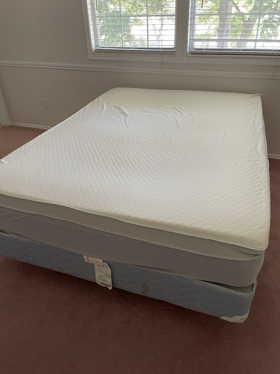 Queen beds with frames