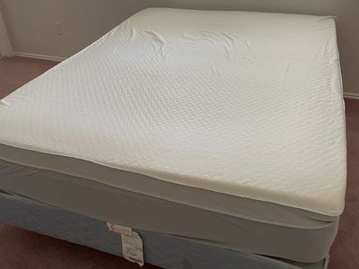 Queen beds with frames