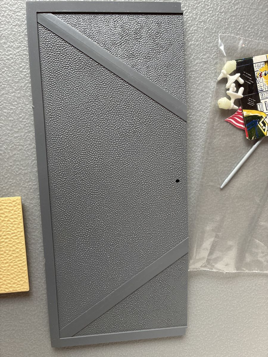 Main image 4