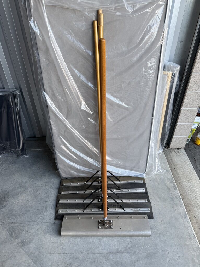 Heavy-Duty Snow Removal & Push Squeegee