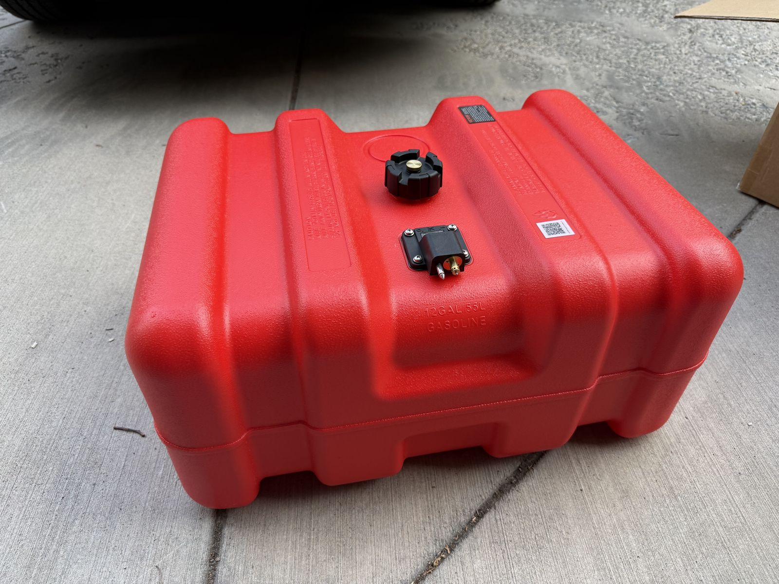 14.5 gallon boat gas tank (55 liters) $120