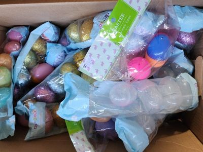 Lot of Jumbo Plastic Eggs