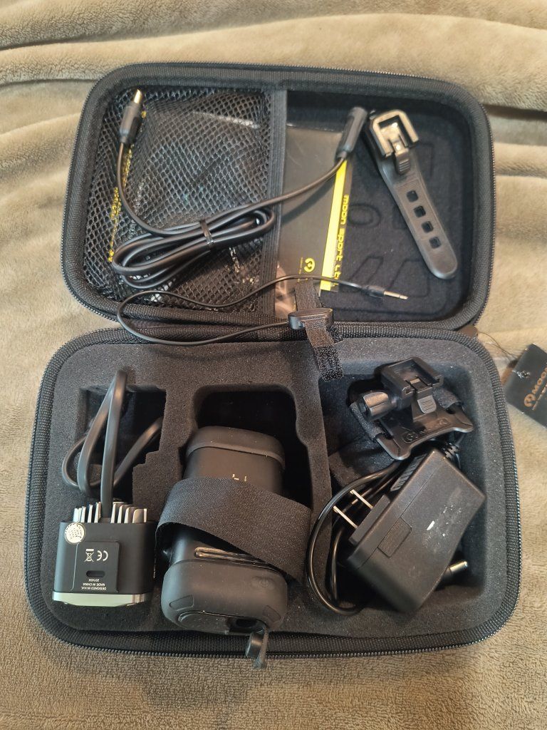 Main image 4