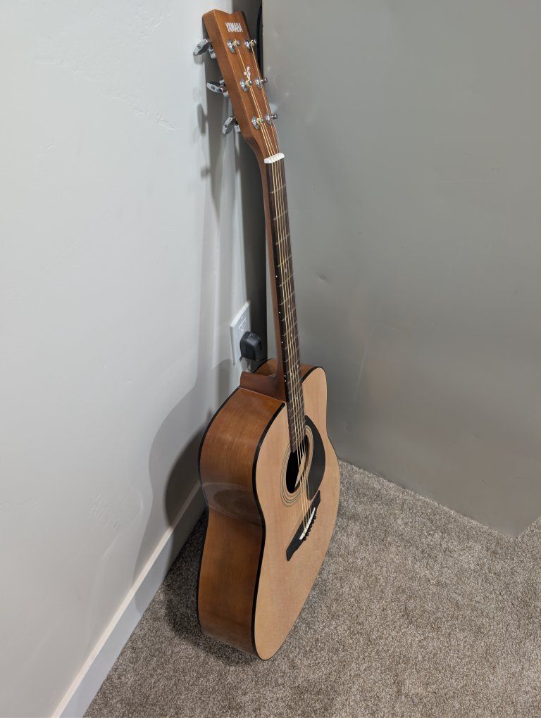 Main image 3