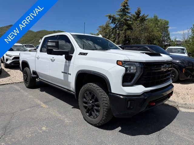 2025 Chevrolet Silverado 3500 LTZ