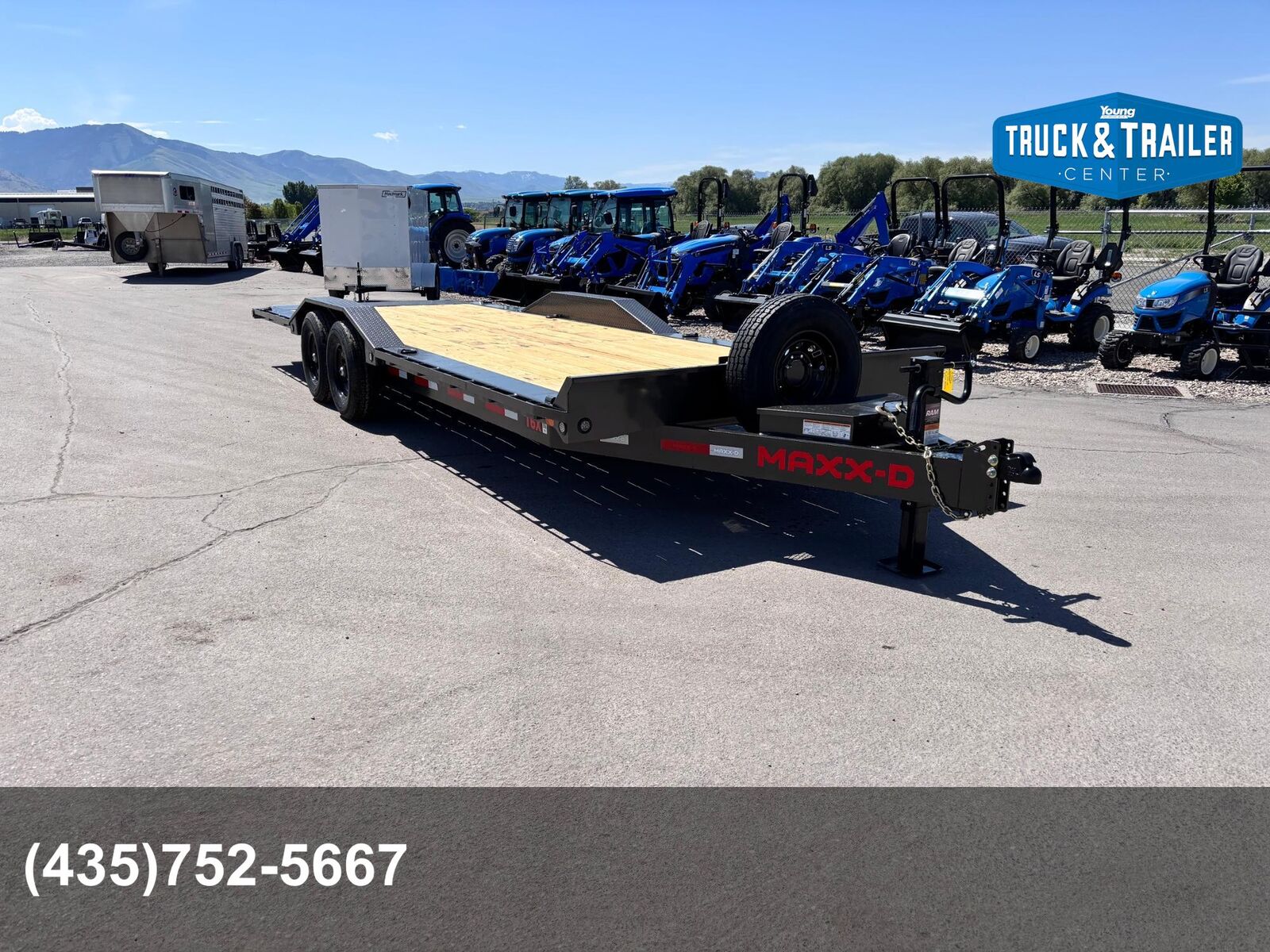 2026 MAXX-D T6X 102X24' Power Tilt Flatbed