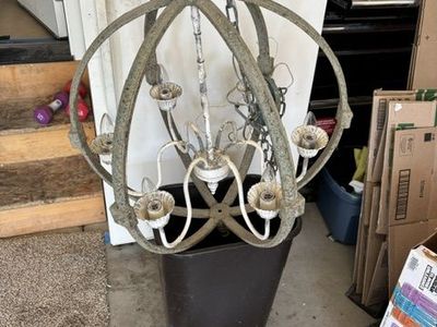 Kitchen hanging light