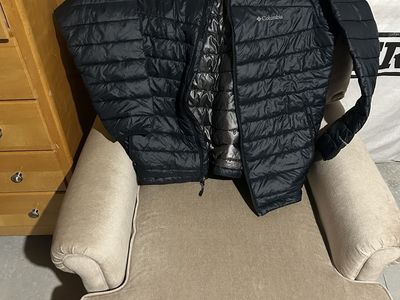 Columbia Black Puffer Jacket with Omni-Heat Technology
