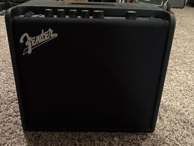 Fender Mustang LT25 Guitar Amplifier