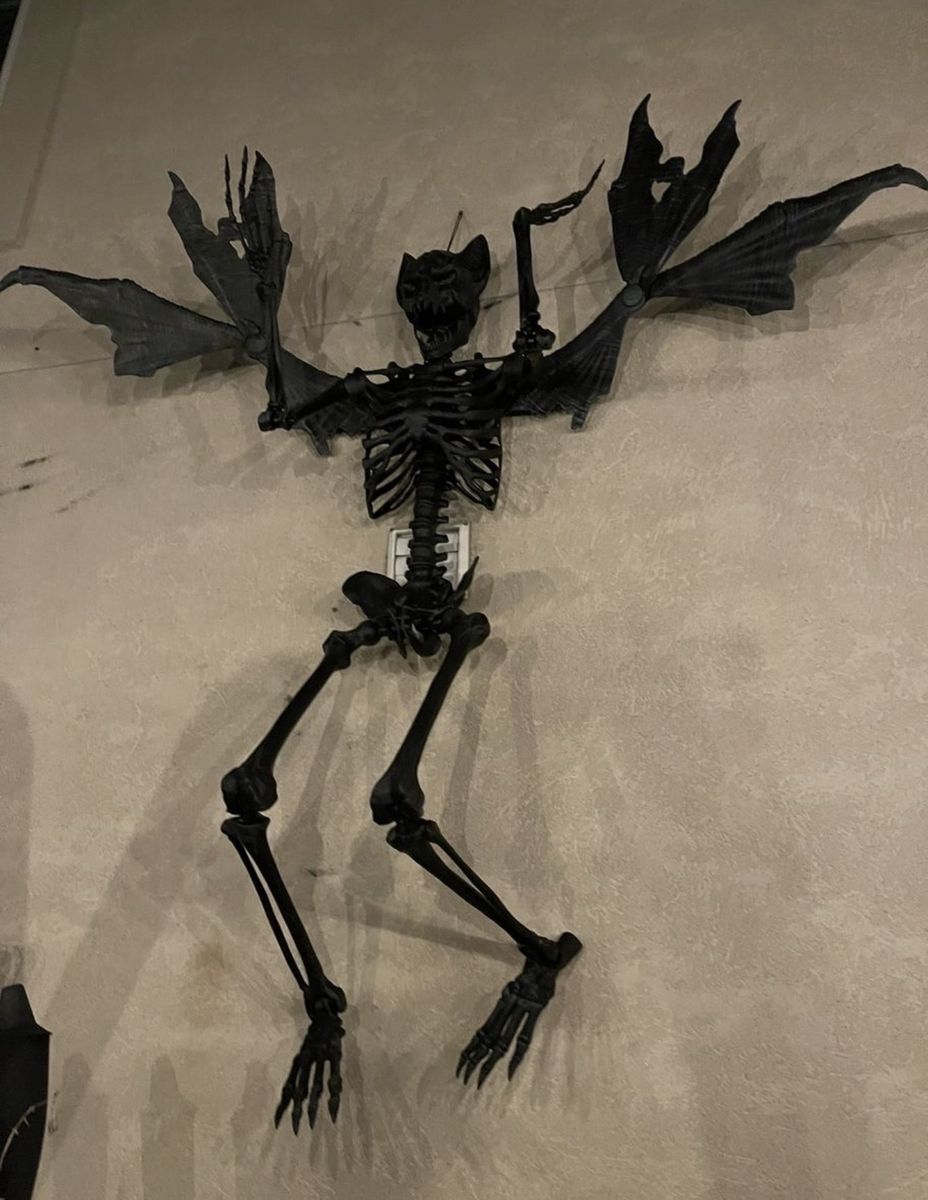 Bat Skeletons (3) 5 ft