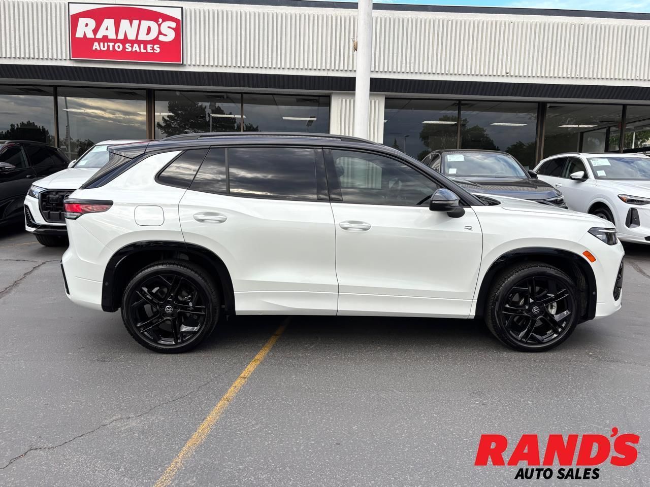 2025 Volkswagen Tiguan SE R-Line Black 4Motion