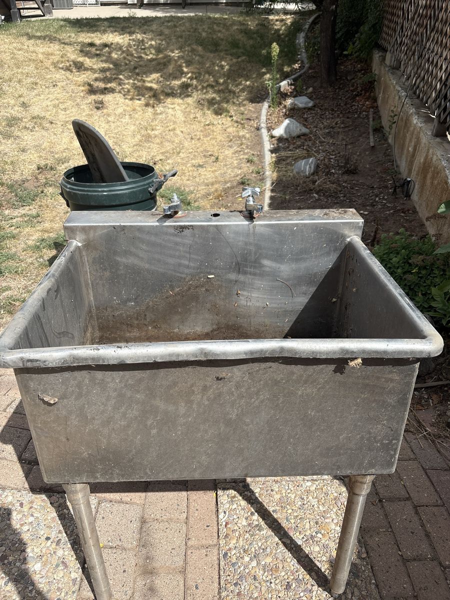 Stainless sink