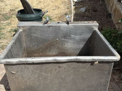 Stainless sink