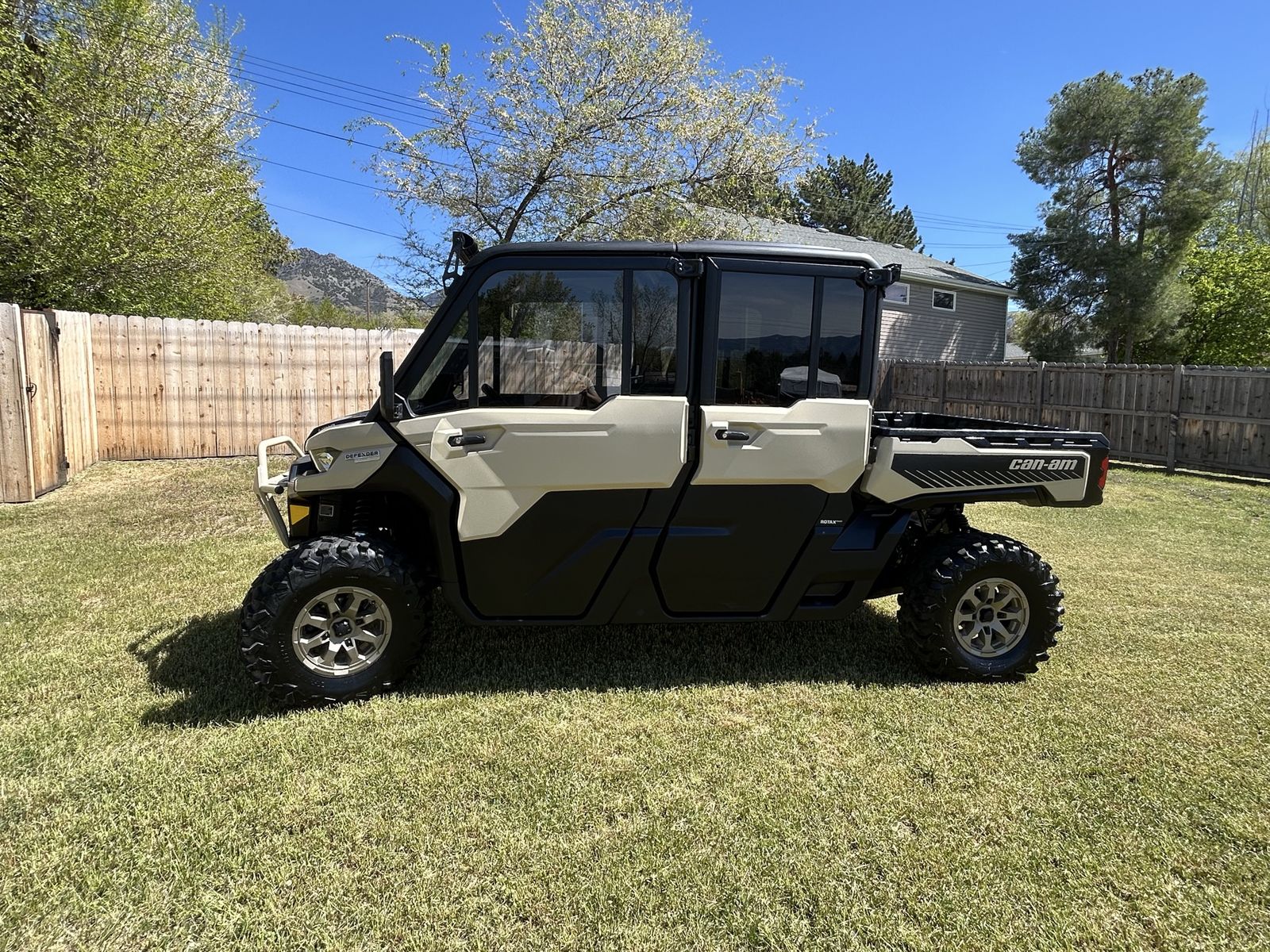 2025 Can-Am defender max four seater