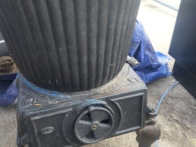 Vogelzang The Rancher Cast Iron Wood Burning Stove