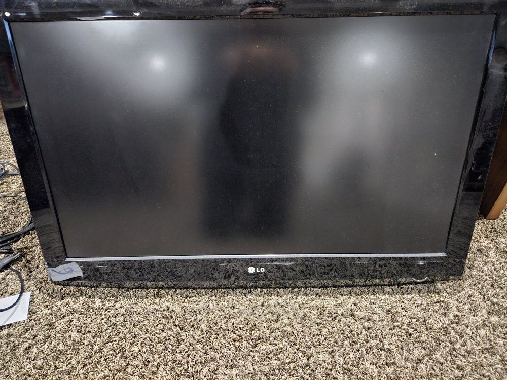 37 inch LCD LG tv