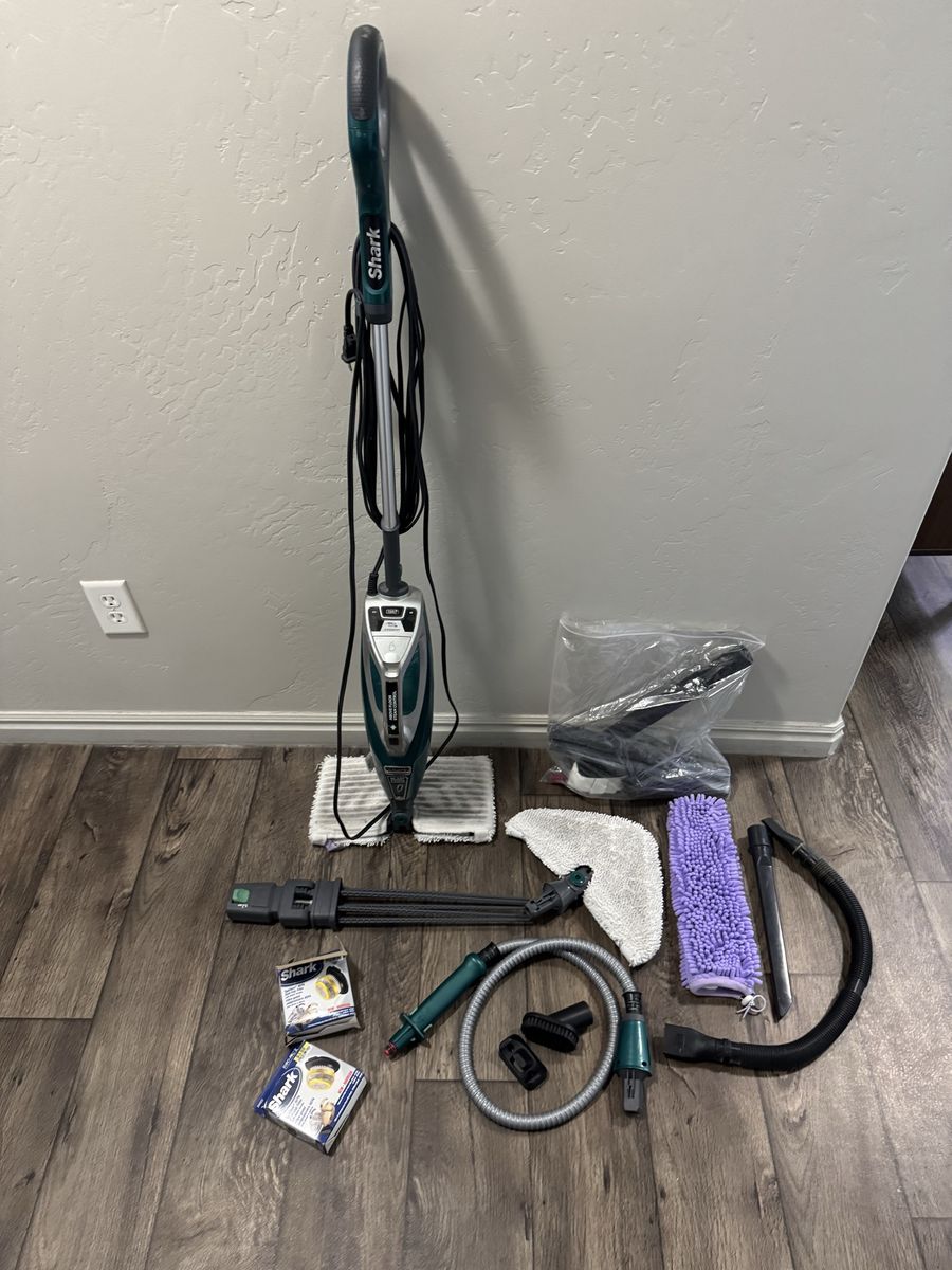 Shark Lift-Away Pro Steam Pocket Mop with Attachments & New Filters