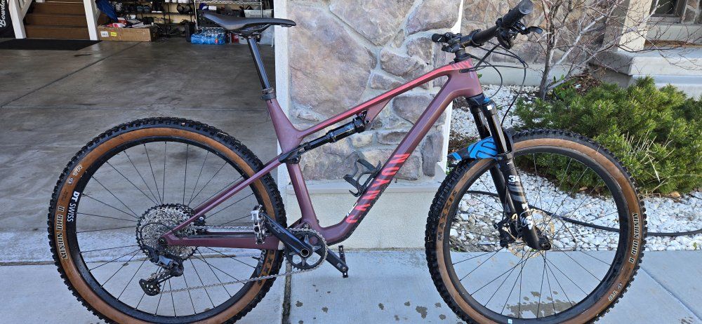 Canyon Lux CF6 large