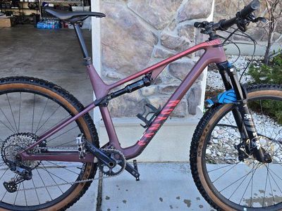 Canyon Lux CF6 large