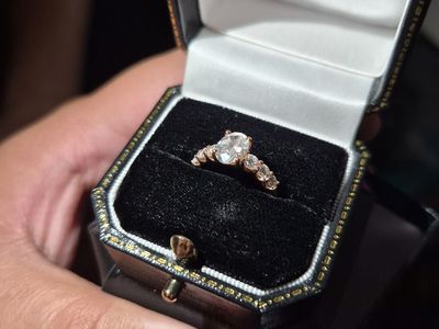 Oval Diamond ring size 4 (up to 7 resize negotiable)