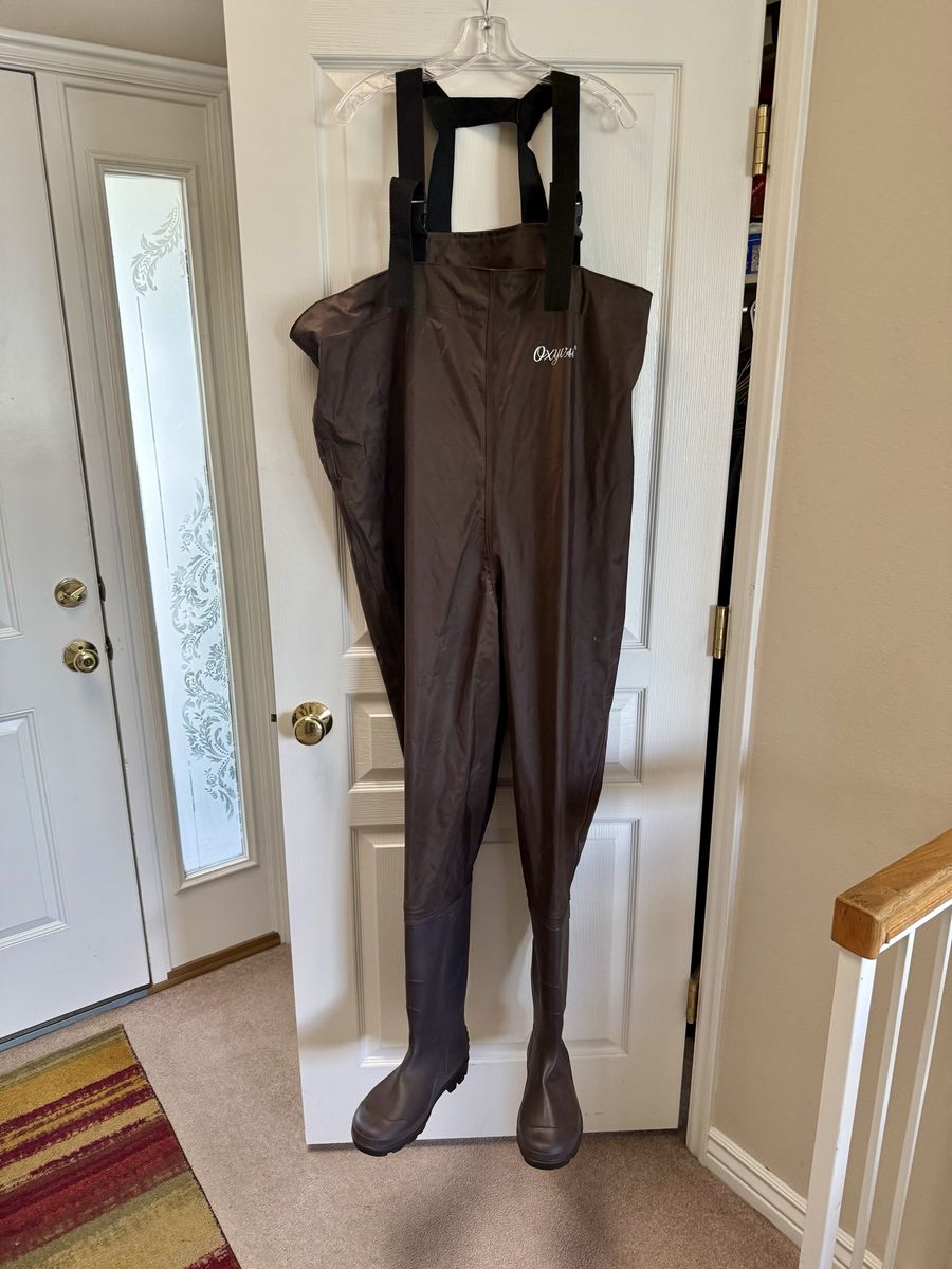 Size 44 Oxyvan Chest Fishing Waders With Boots