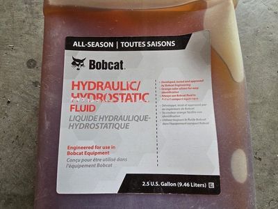 Bobcat All-Season Hydraulic/Hydrostatic Fluid 2.5 Gallons