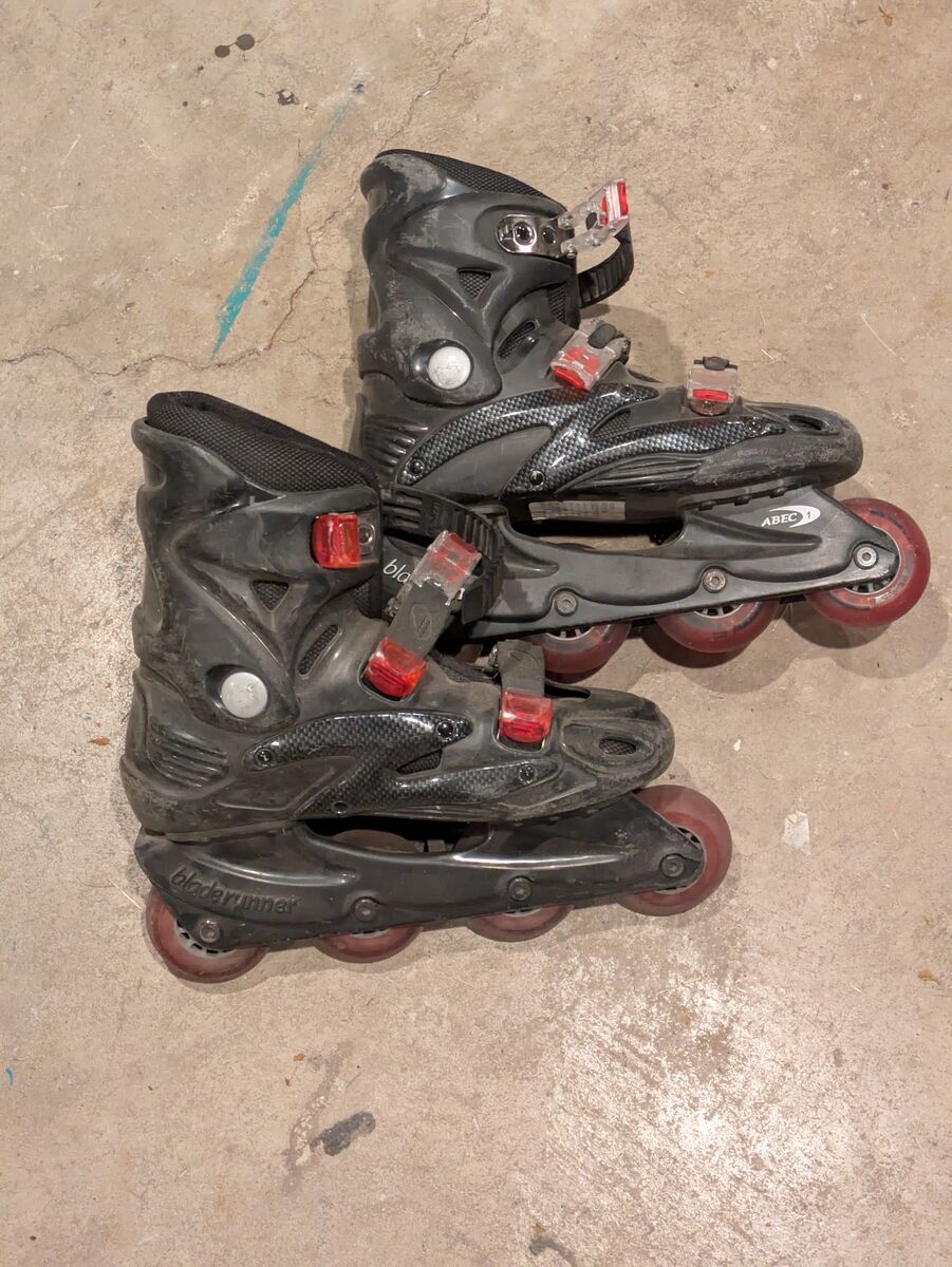 Rollerblades Size 8 with case
