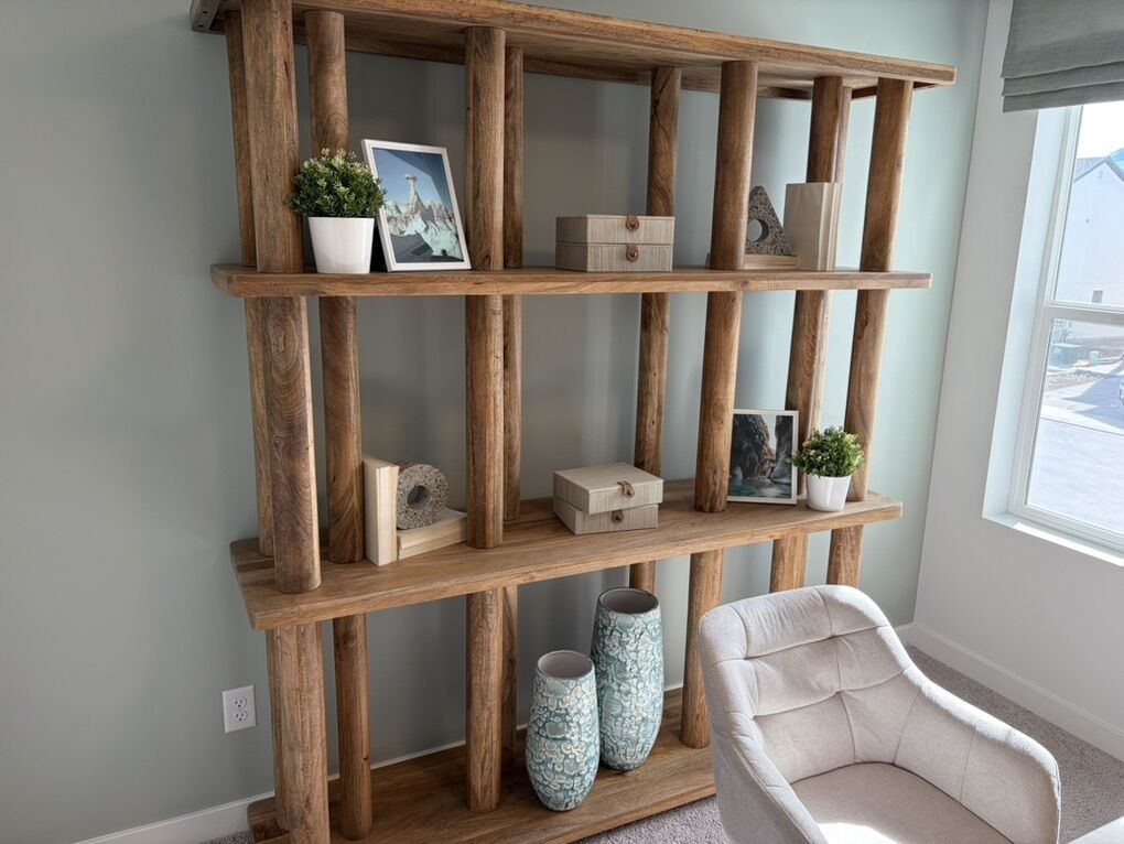 Bookshelf