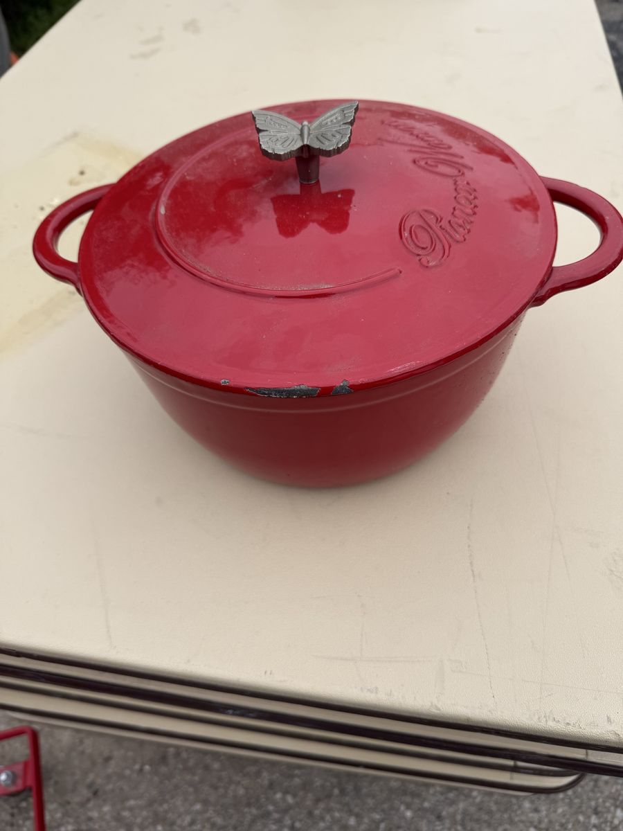 Enamel Cast Iron Dutch Oven