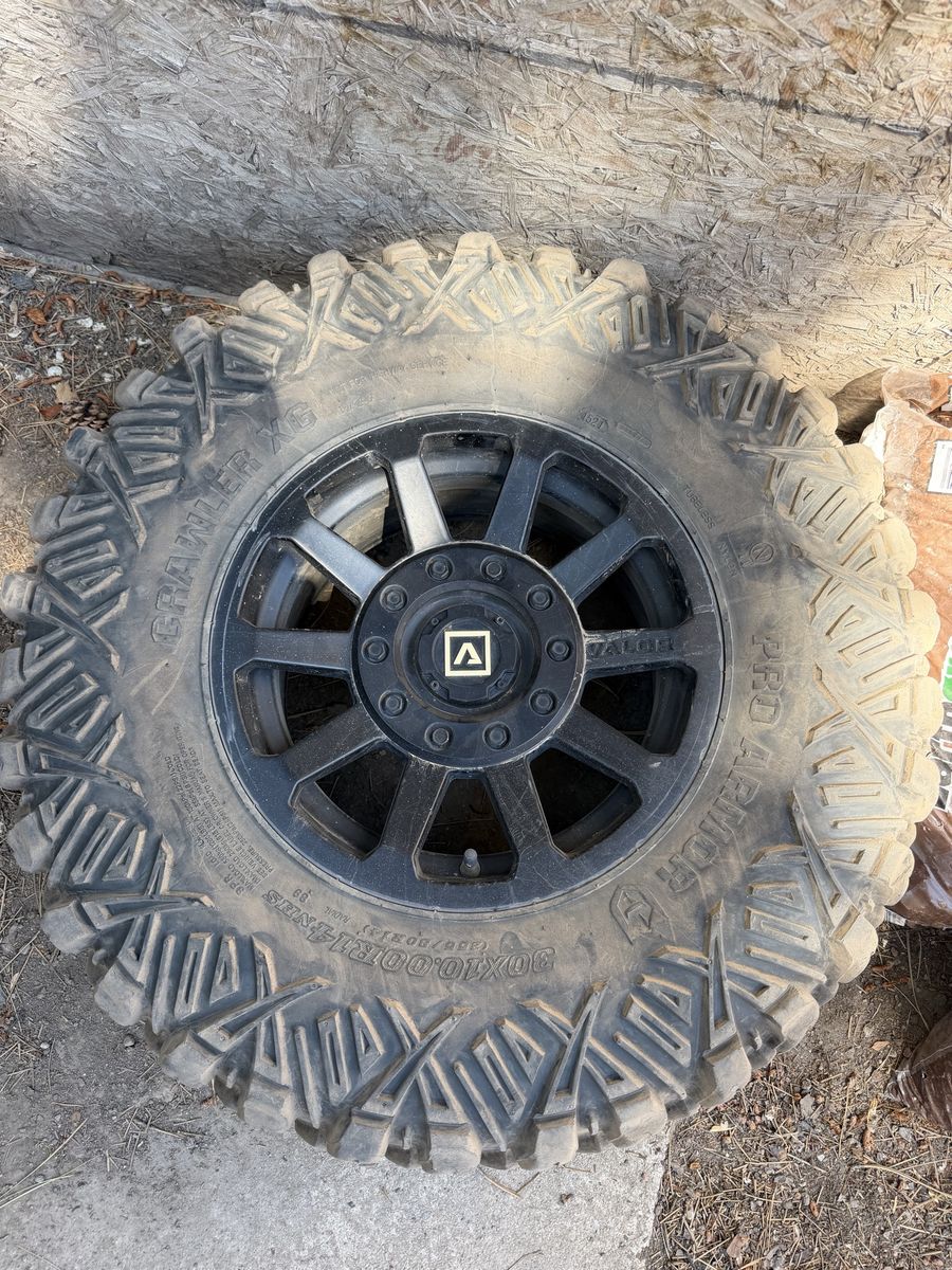 30x10.00x14 4/156 bolt pattern