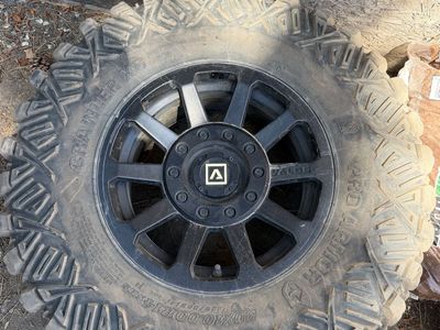 30x10.00x14 4/156 bolt pattern