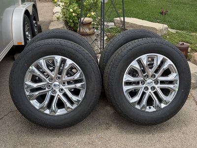 Ford F-150 20” chrome wheels with Dynapro AT2 275/60R20 tires
