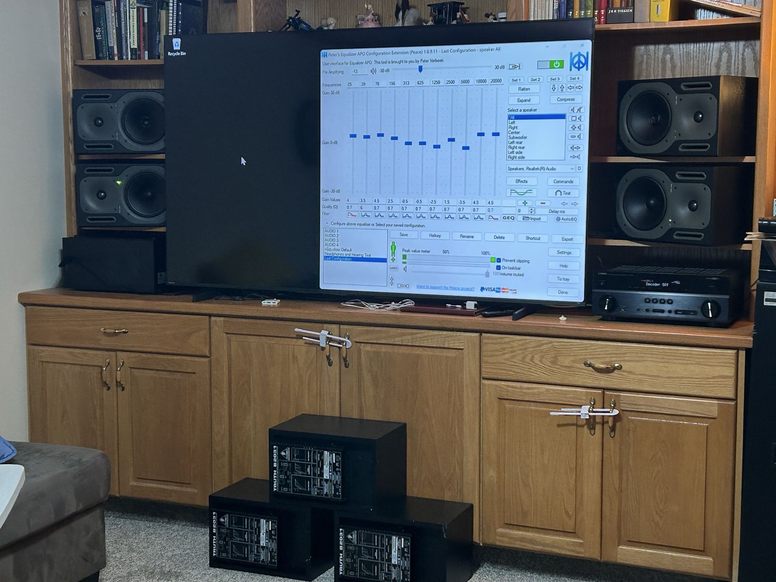 Behringer Truth B2031 Powered Studio Monitor