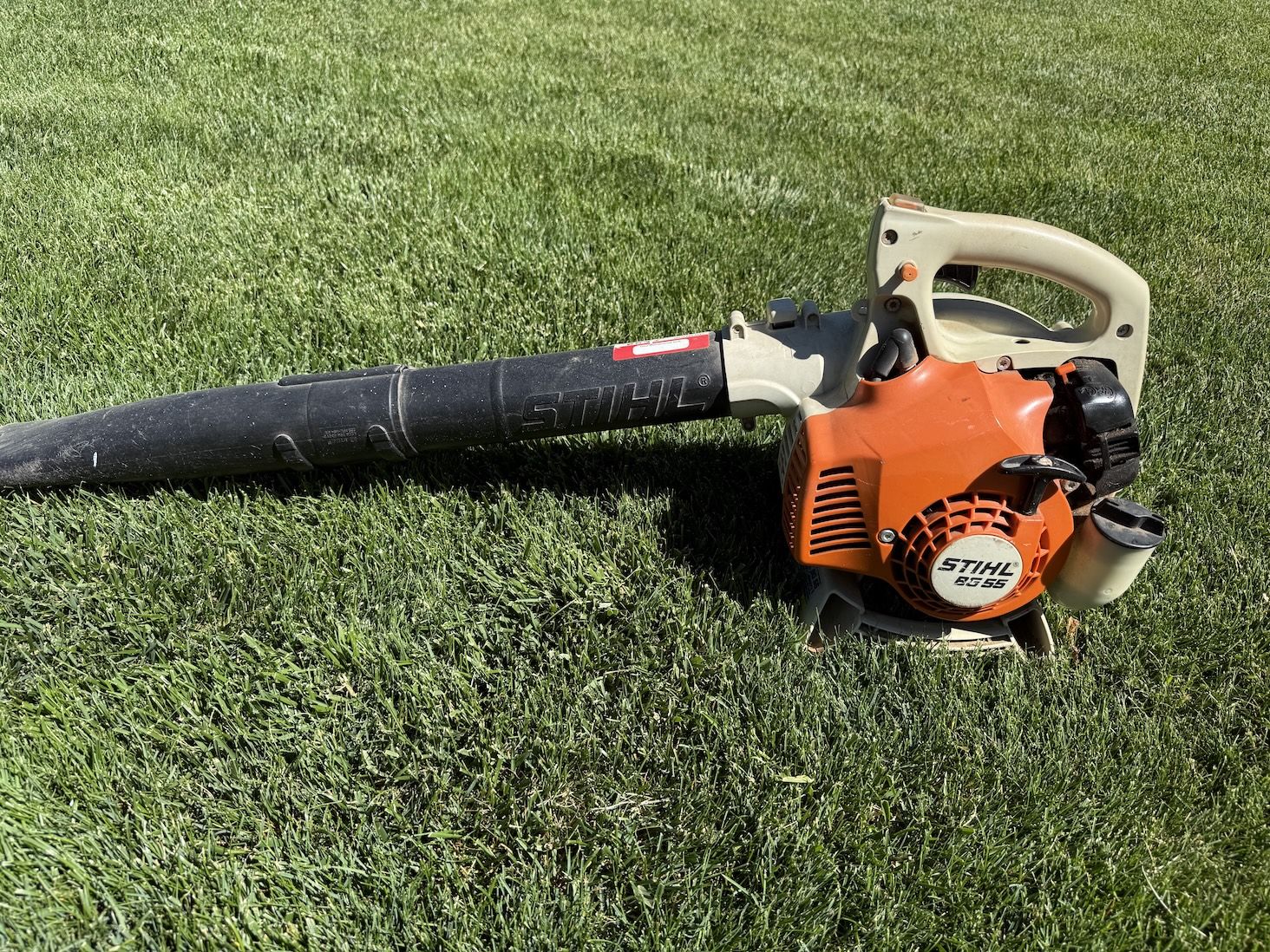 STIHL gas leaf blower - BG55