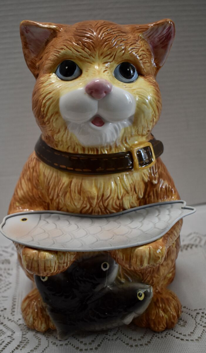 Really Cute Kitty Cat Cookie Jar Holding A Tin Fish Shaped Tray In Very Nice Condition