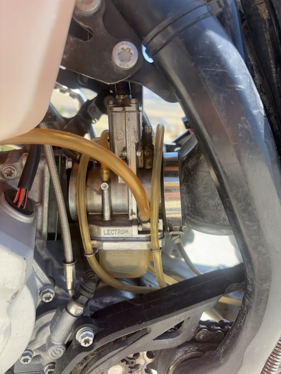 Main image 6