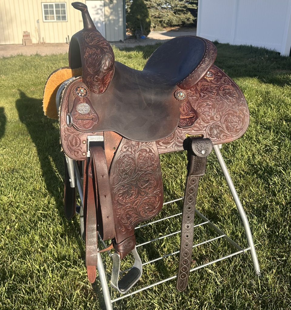 Martin Stingray Barrel Saddle